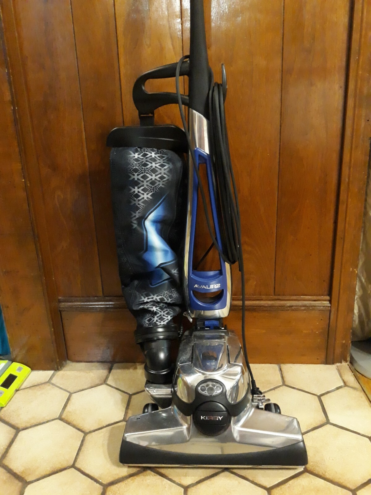 Kirby Avalir 2 Upright Vacuum Cleaner 