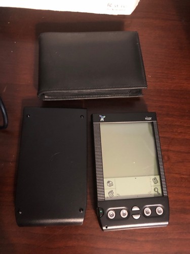Handspring Visor Deluxe PDA w/ Cover, USB Cradle, CD, Stylus, Black Case, Manual