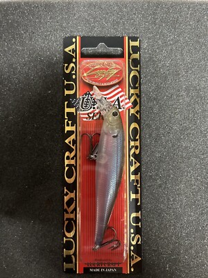 LUCKY CRAFT Pointer SP 4  5/8oz Ghost Minnow.