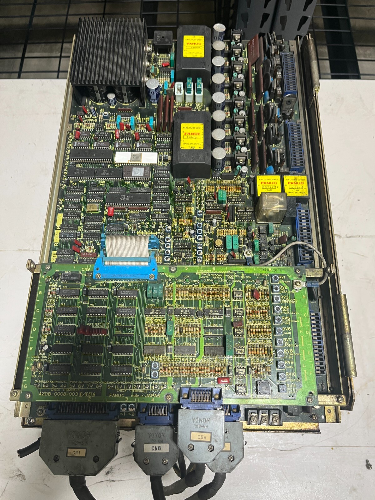 アンプ Fanuc A06B-6044-H008 A20B-0009-053 $_57.JPG?set_id=880000500F
