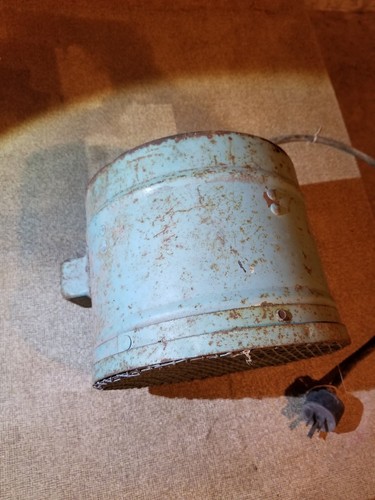 Vintage Lasko Fan model 5802A8