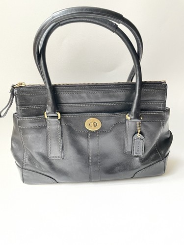バッグ 1313 Coach Hampton Pabbled Leather Bag 1313 Coach Hampton Pabbled Leather Bag COACH® | Restored