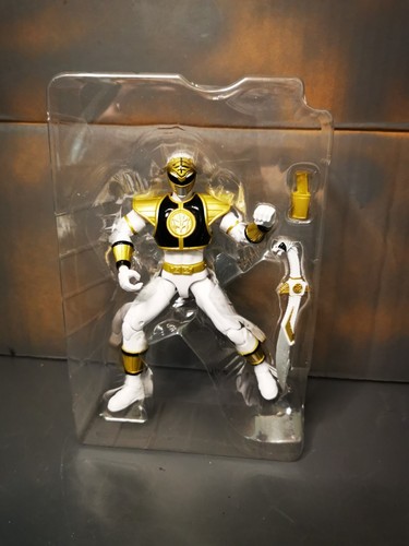 Bandai Mighty Morphin Power Rangers Legacy White Ranger 6.5