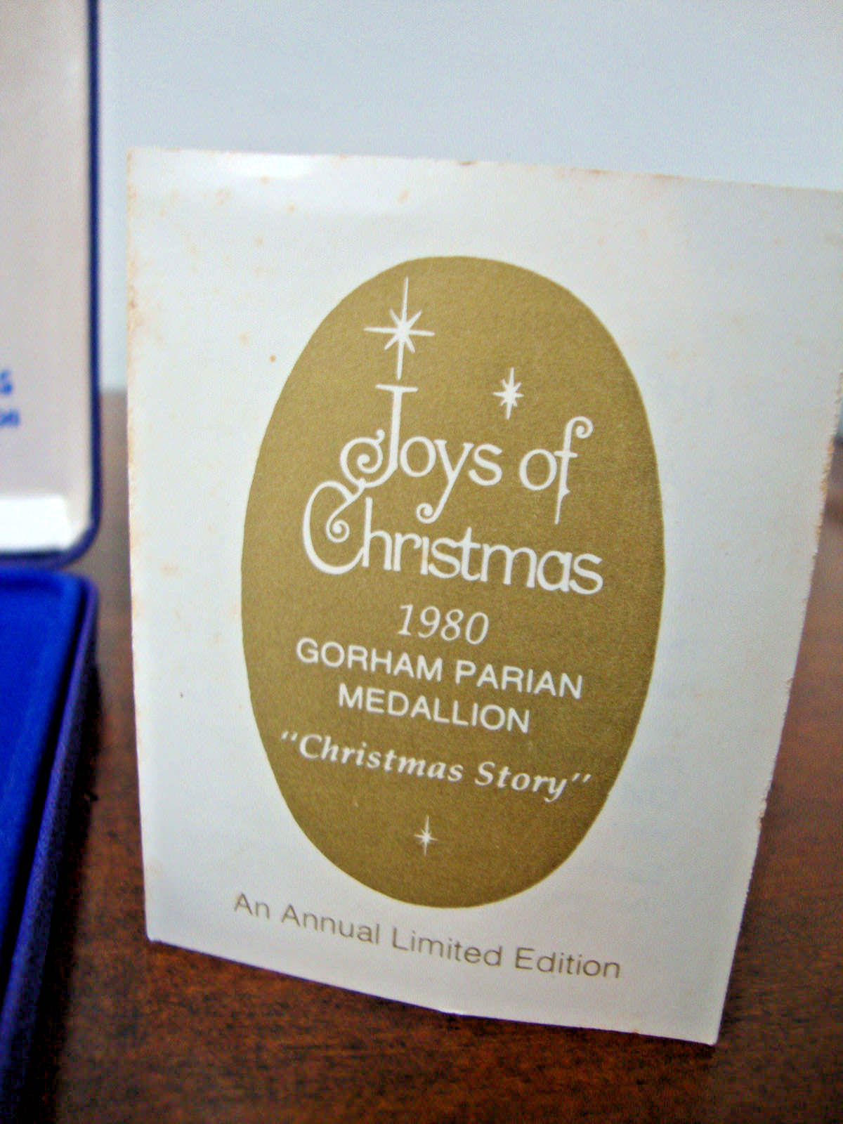 Gorham Joys of Christmas Noel Ornament Medallion 1980 Christmas Story with Box