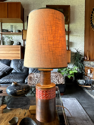 Large clearance pottery lamp