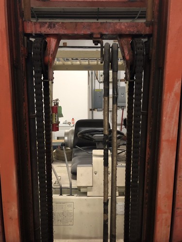 Nissan P5000 Forklift