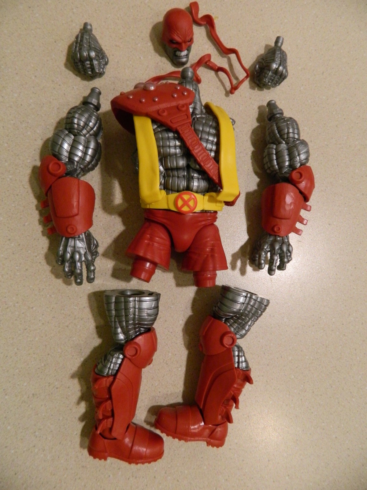 MARVEL LEGENDS コロッサス Marvel Legends Series Marvel's Colossus Action Figure