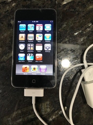 Apple iPod touch 2nd Generation Black (16 GB) Excellent Model A1288 Songs Loaded