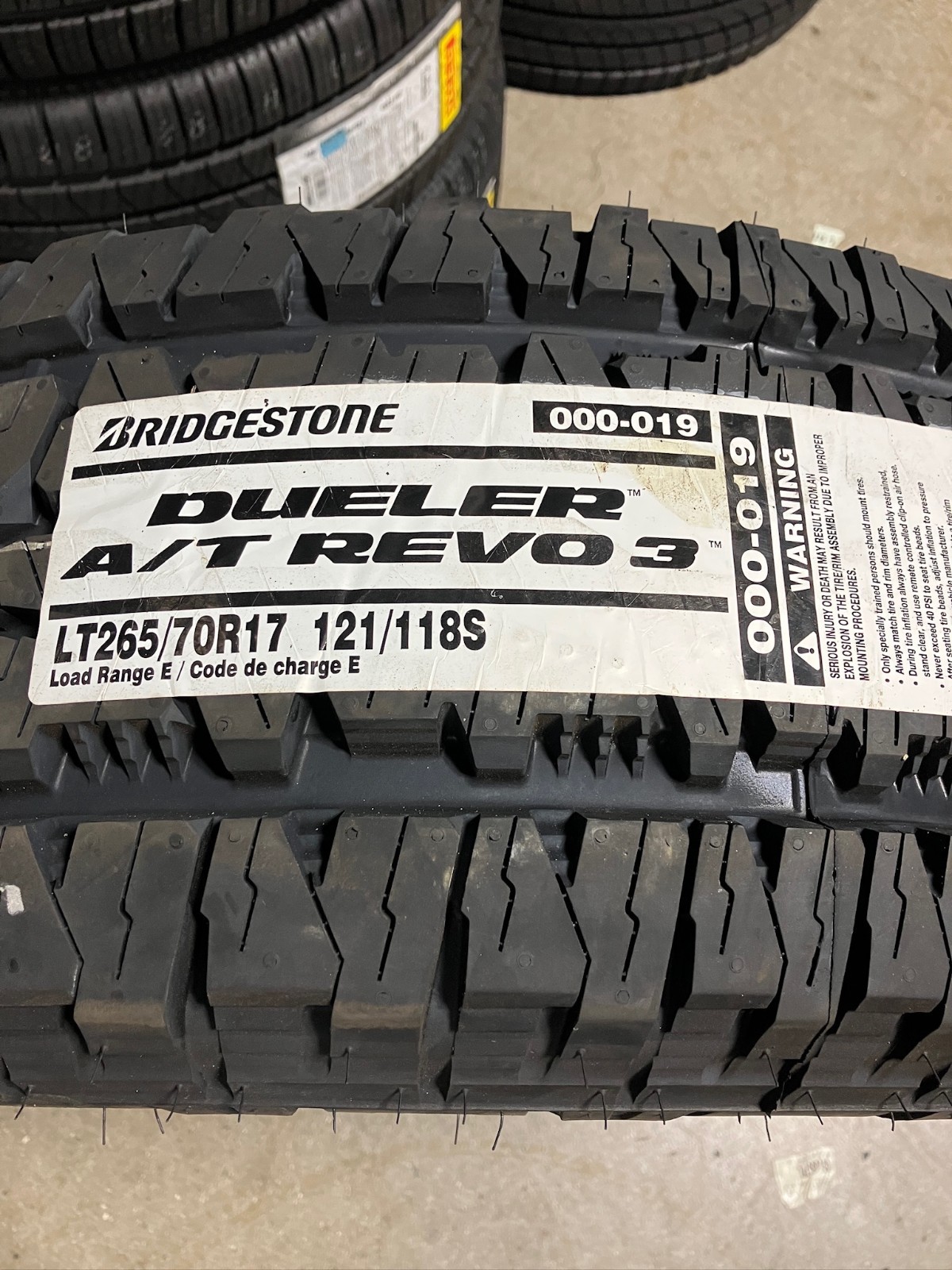 BRIDGESTONE REGNO (2本) ① tire_bridgestone_regno-gr-