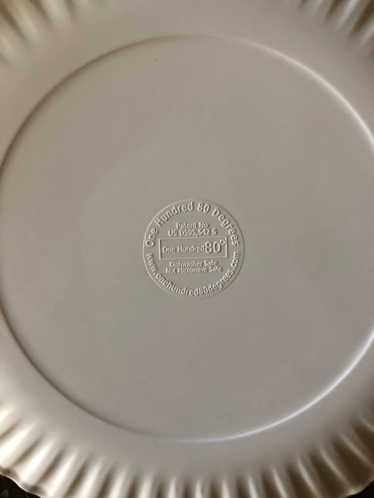 All American Picnic Set of 6  Melamine Paper Plates w/Ants and Melamine Solo Cup