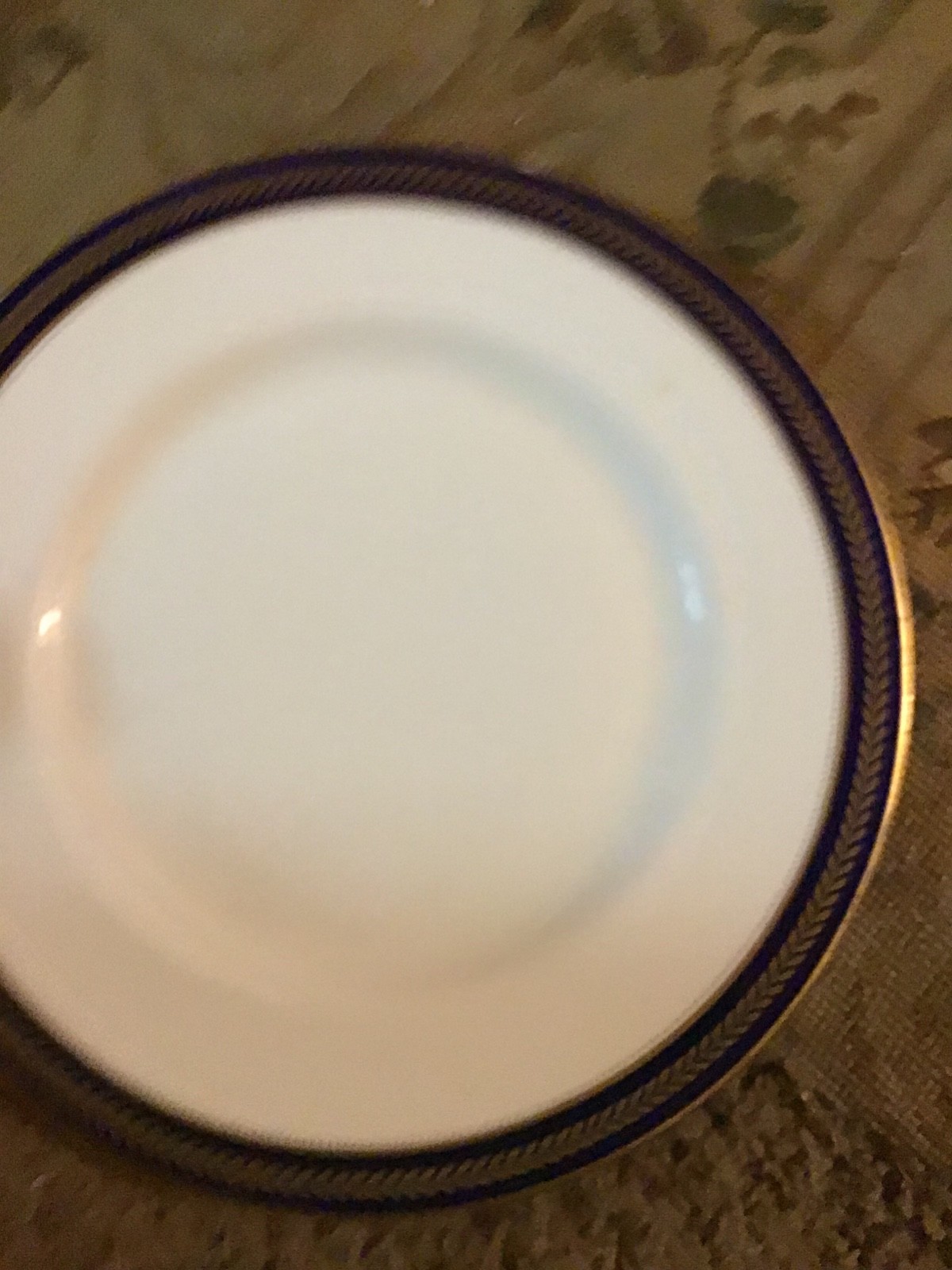 6- dinnerplates made in England  coal port blue wheat bone china established1750