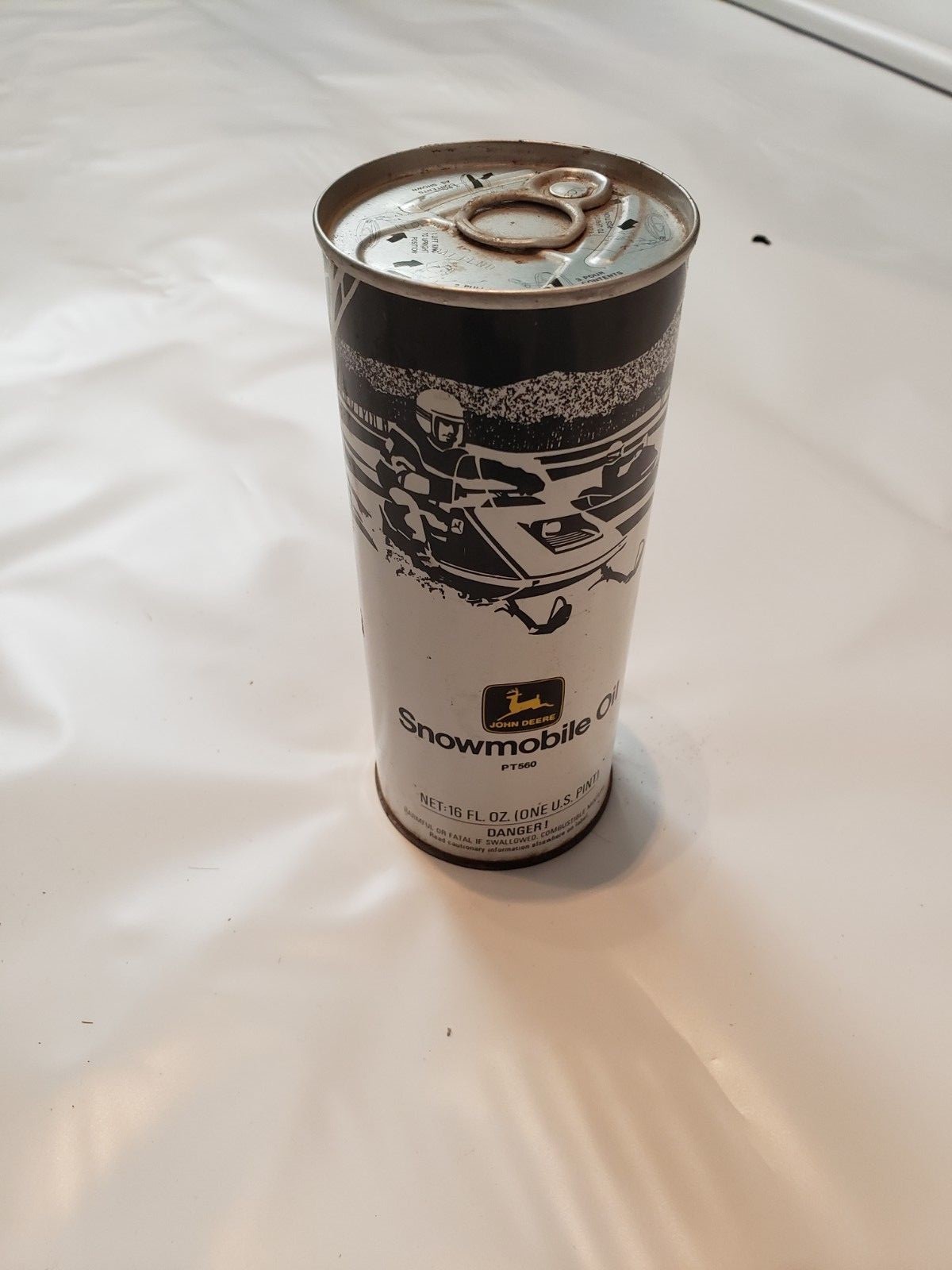 2 Cycle John Deere Engine Oil 16 Oz Can PT560 O4