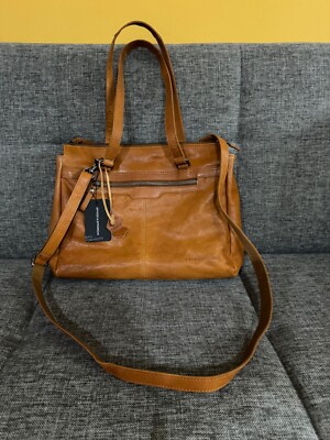 Spikes and Sparrow Tan Genuine Leather Zipped Tote/Shoulder Leather Handbag NWT