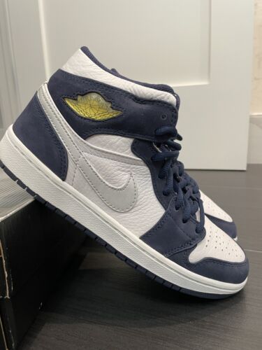 2001 Retro + Air Jordan 1 Mid size 9 NAVY METALLIC Japan 2001 Retro + Air Jordan 1 Mid size 9 NAVY METALLIC Japan
