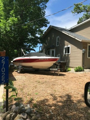 2011 Bayliner 185 - Bowrider - 68 hours, 135HP, like new.