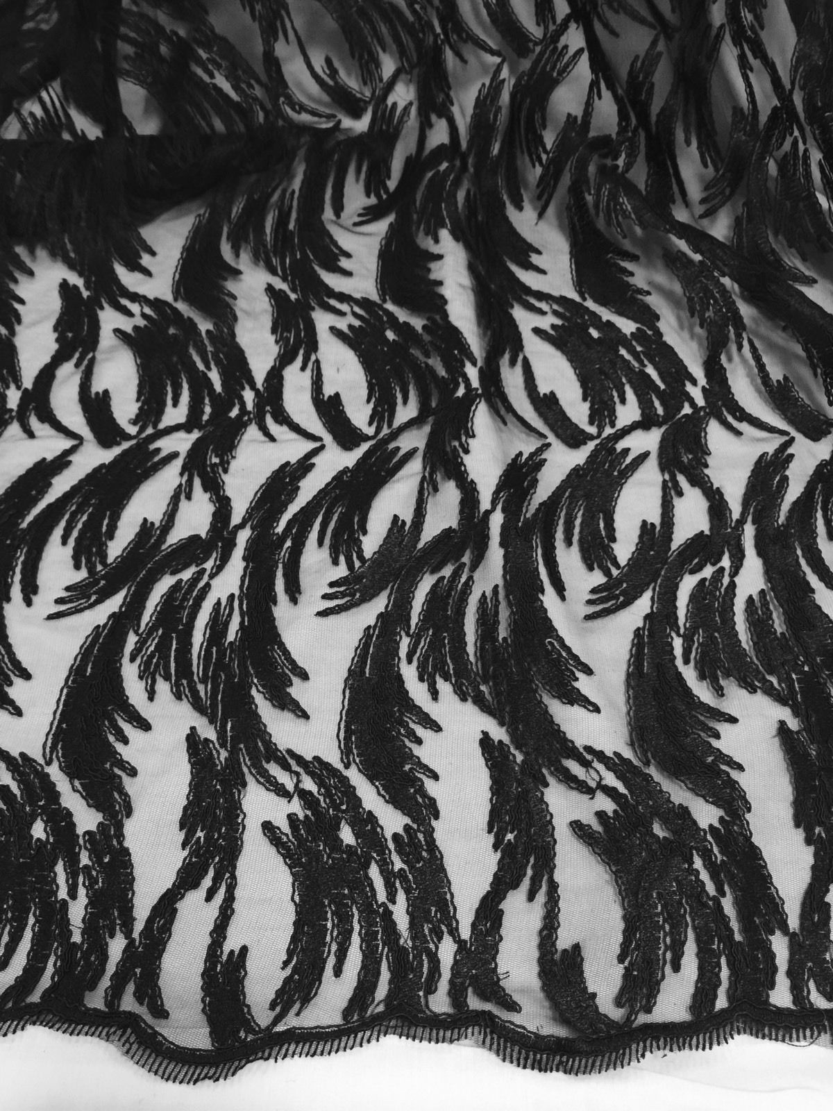 Material Lace Color Black