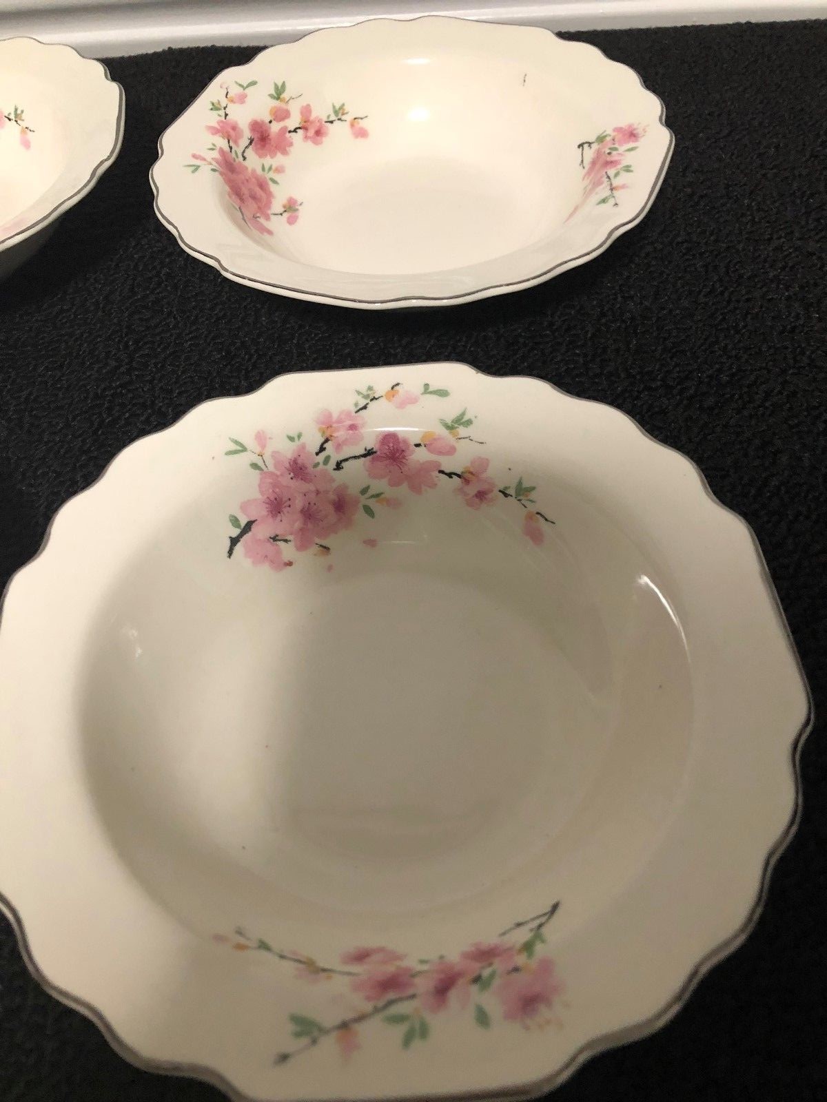 W S George White Lido Peach Blossom Platinum set of 4 cereal bowls pre-owned