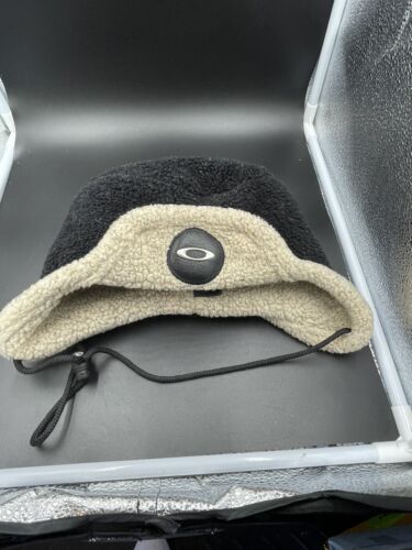 Oakley Moscow Hat Ushanka RARE New | eBay Oakley Moscow Hat Ushanka RARE New | eBay