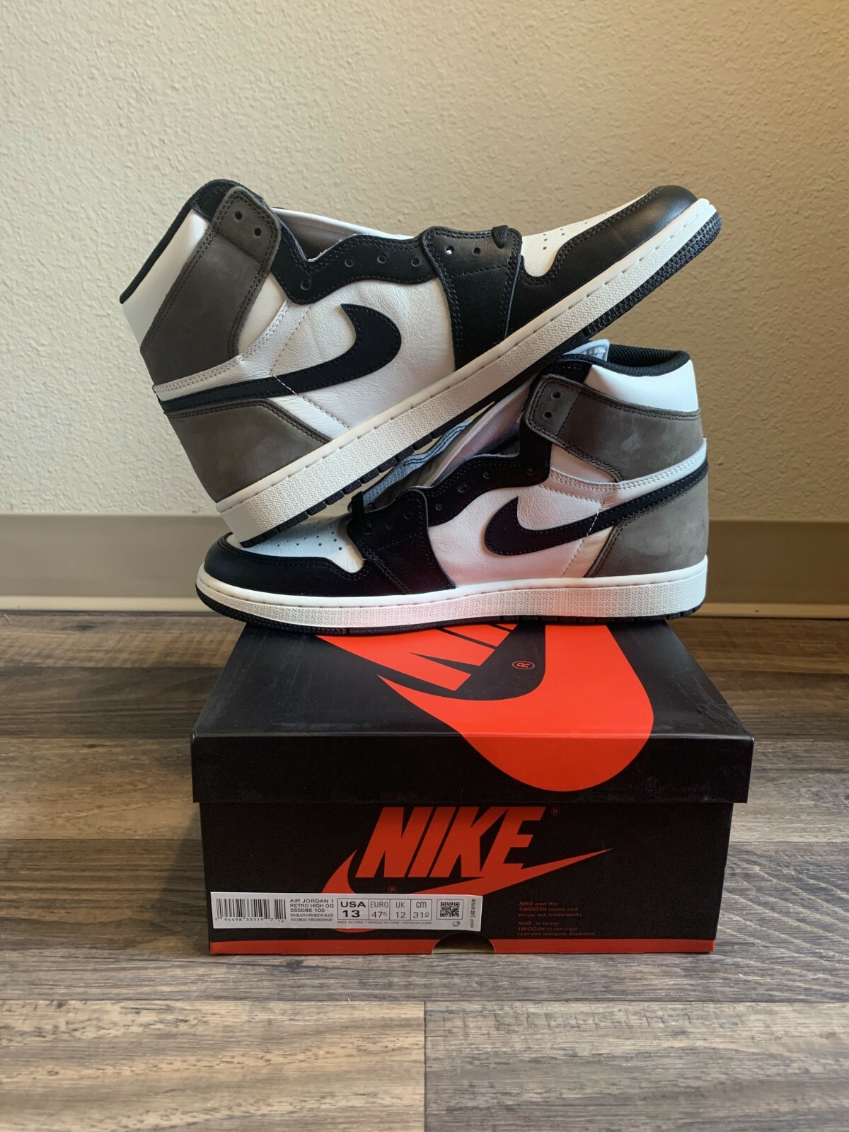 ایگرد | قیمت و خرید Nike Air Jordan 1 Retro High OG Mocha 555088-105 Men's  Size 11, 13