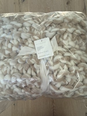 Pottery Barn Chunky Hand Knit Throw 44x 56'' Neutral Beige #9222
