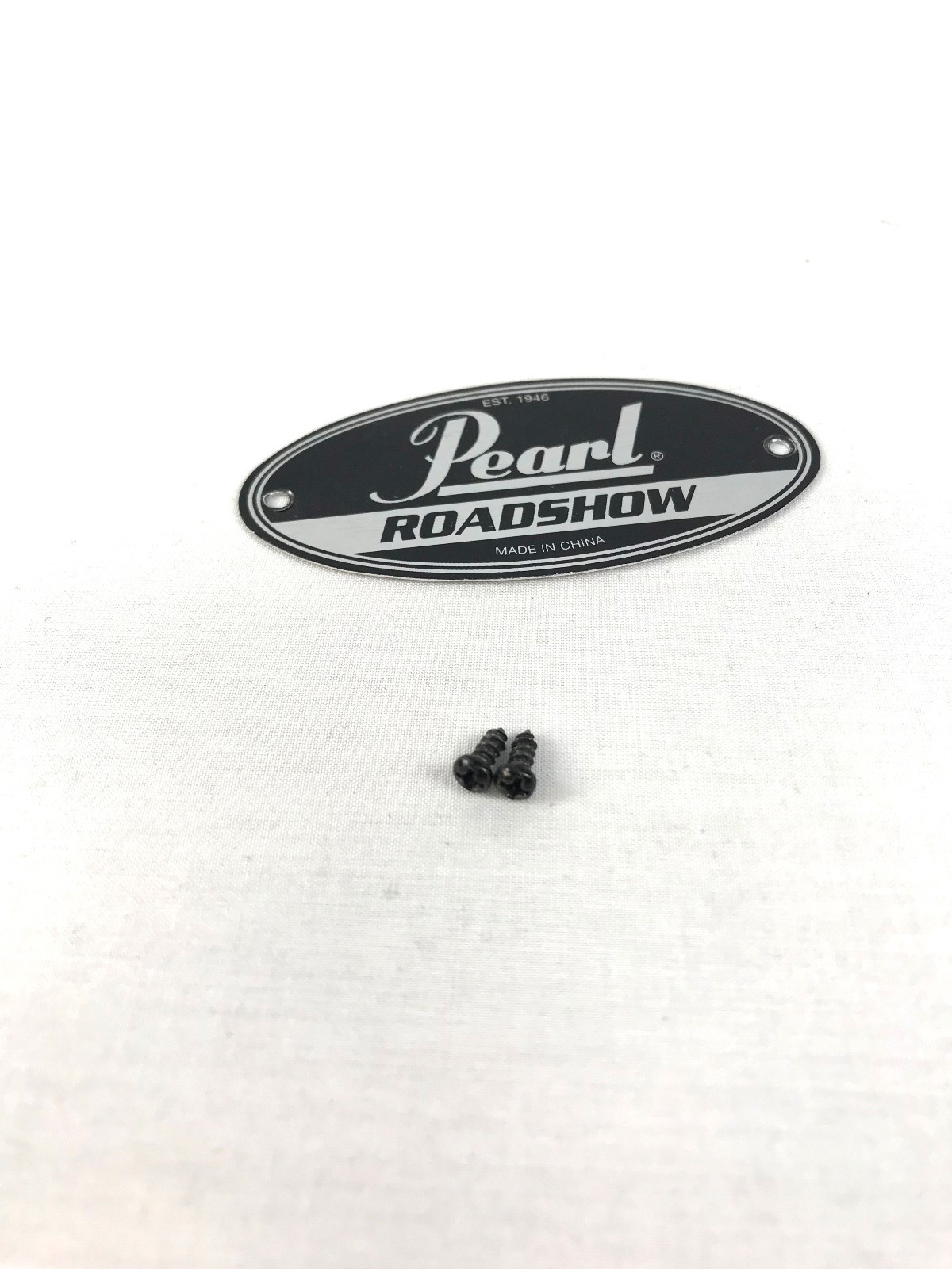 Pearl Roadshow Badge Plate & Bolt Set 20 in. Kick Drum Replacement Part #8812