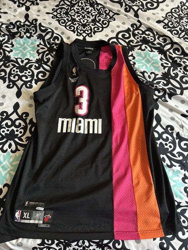 ☆Reebok☆ NBA マイアミ・ヒート ウェイド ゲームシャツ C-4850