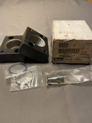 P3NKB9BCP Parker 1 1/2'' NPT Port Block Kit  New Old Stock