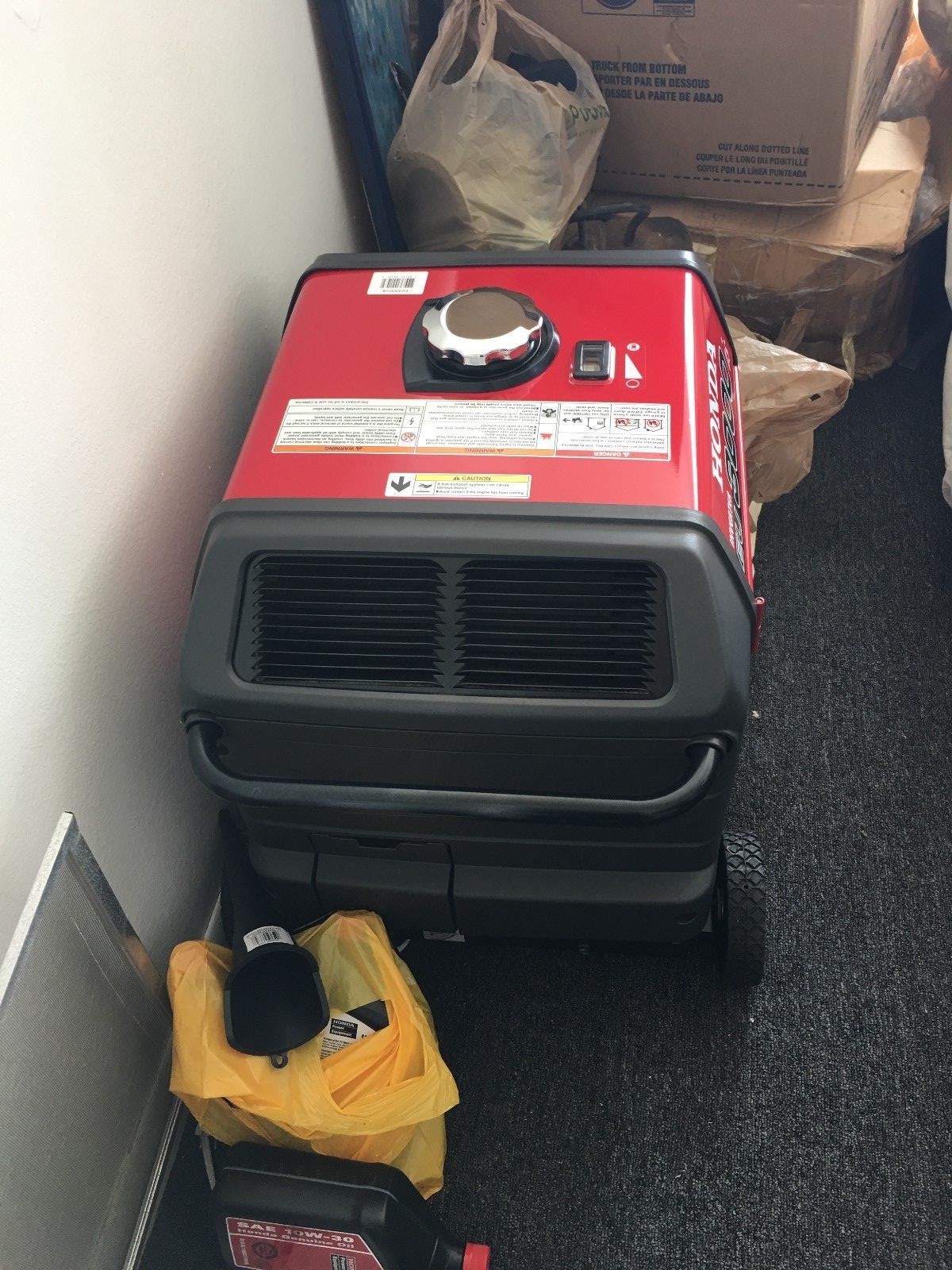 Honda EU3000iS Gen/Inv, Come With Wheel Kit, Cover,Charger