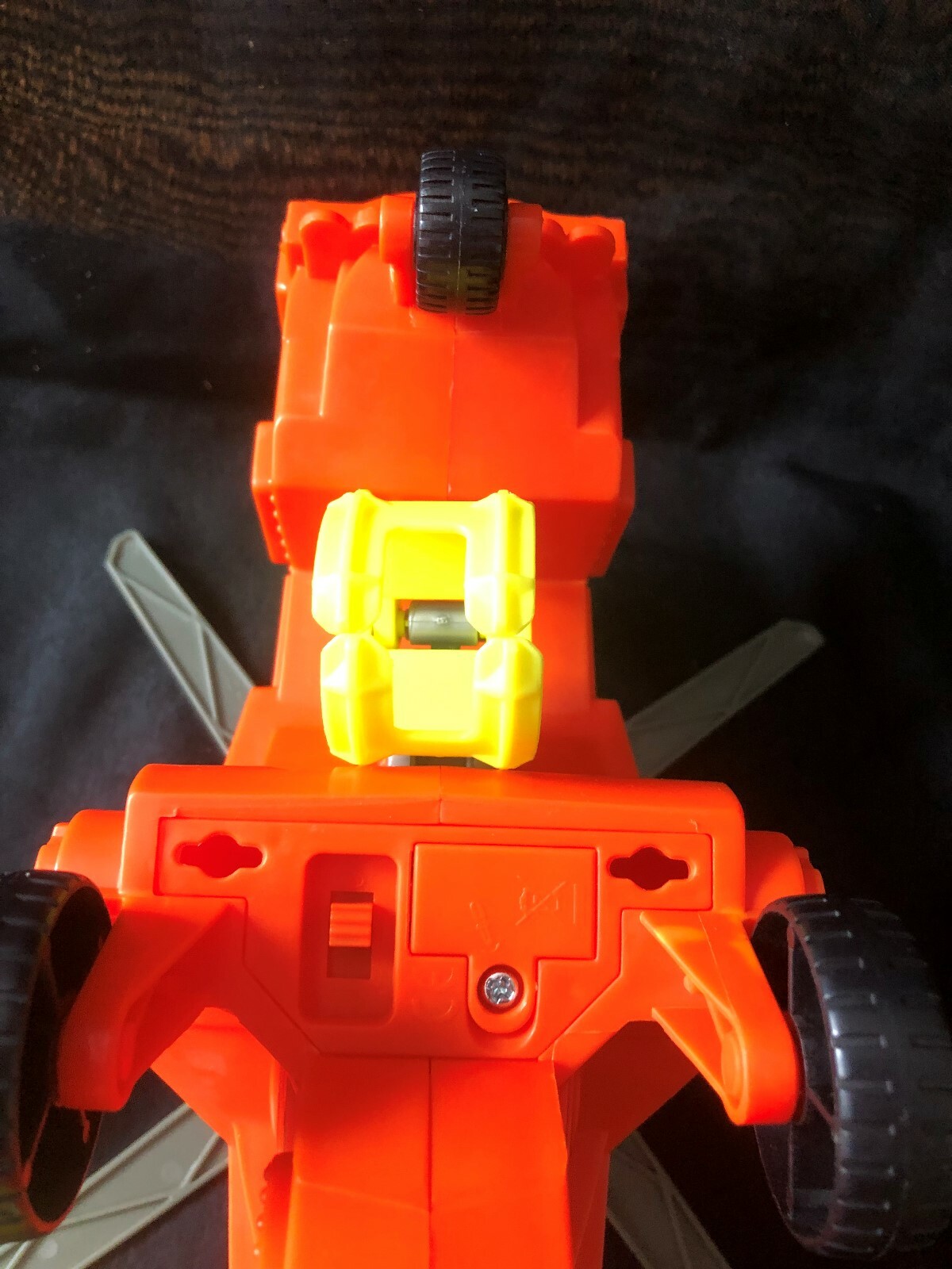 TUFF CRANE RESCUE HELOCOPTER 215 YELLOW LEVER EXTENDS AND RETRACTS CRANE. NICE.