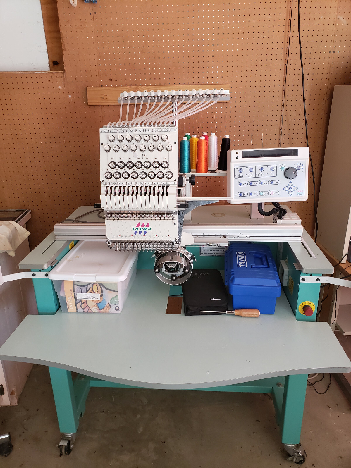 New Tajima Single Head Commercial Industrial Embroidery Machine TEHX-C1501.