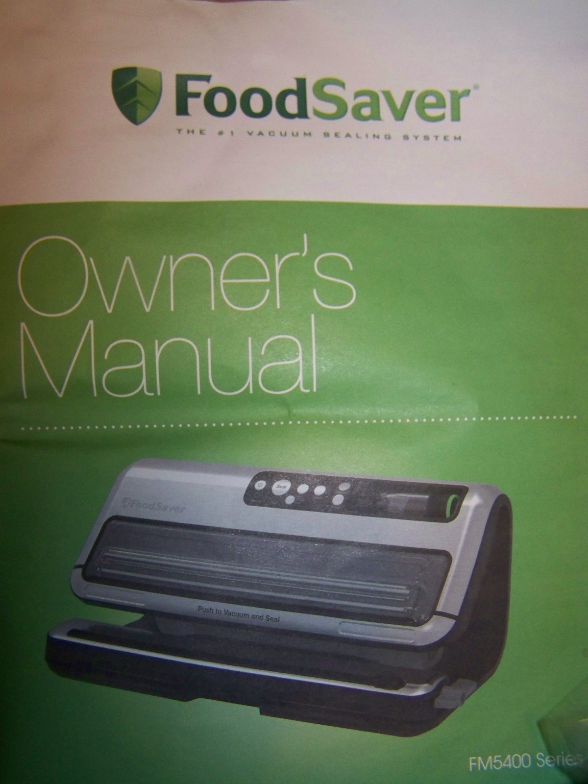 FoodSaver Vacuum Food Saver Sealing System Fresh Meal Starter Kit FM5480