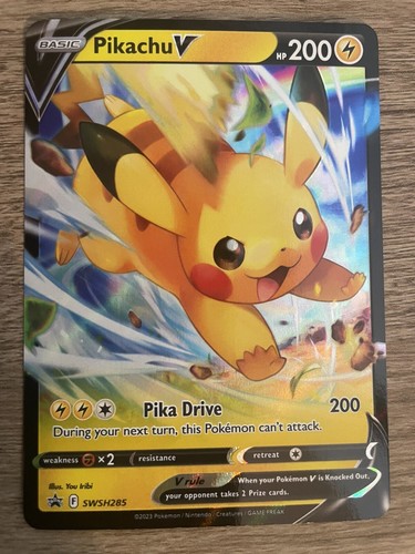 Pikachu V トレーディングカード card-3.png?crop=center&height=