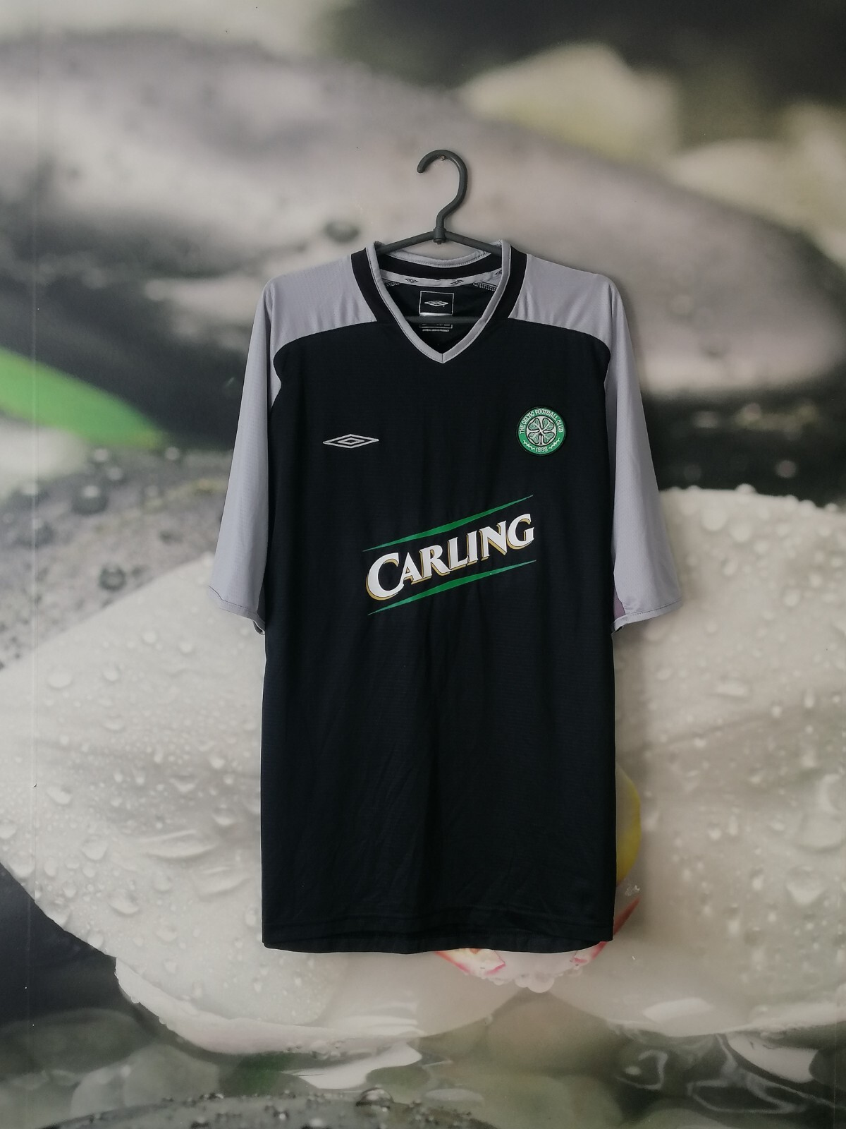 ウェア Y2K vintage 04-05 The Celtic FC UMBRO XL Celtic 2004 - 2005 football training shirt jersey Umbro size