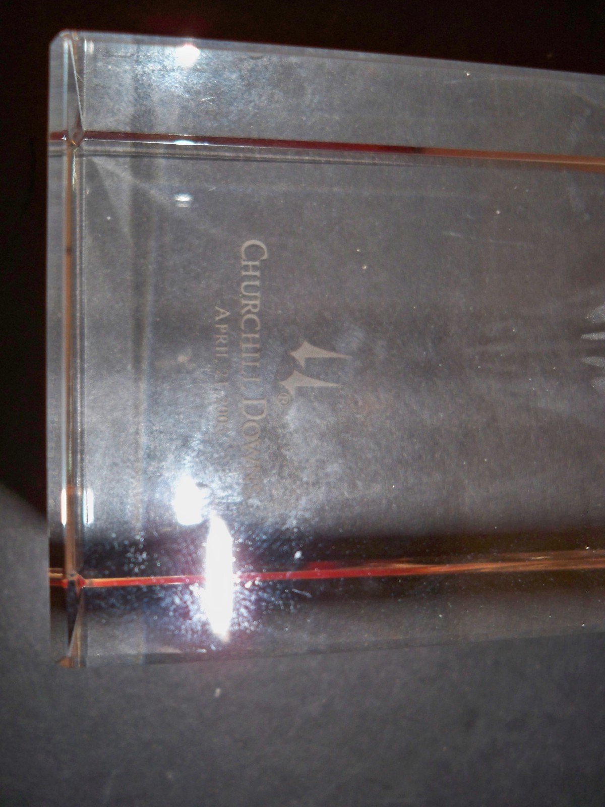 CHURCHILL DOWNS HOME OF KY. DERBY CRYSTAL 3D DATED APRIL 21, 2005 RACE HORSES DE