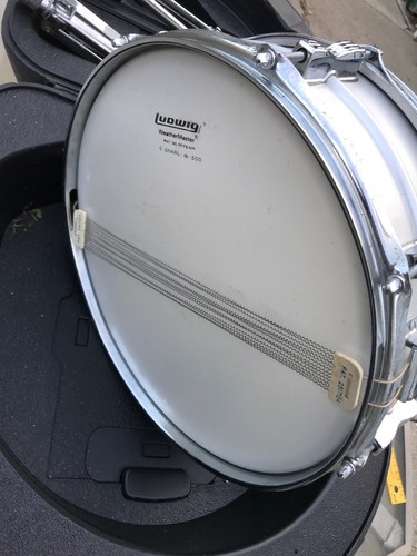 Ludwig Snare Drum With Stand And Case. S Snare DB-300 High Quality