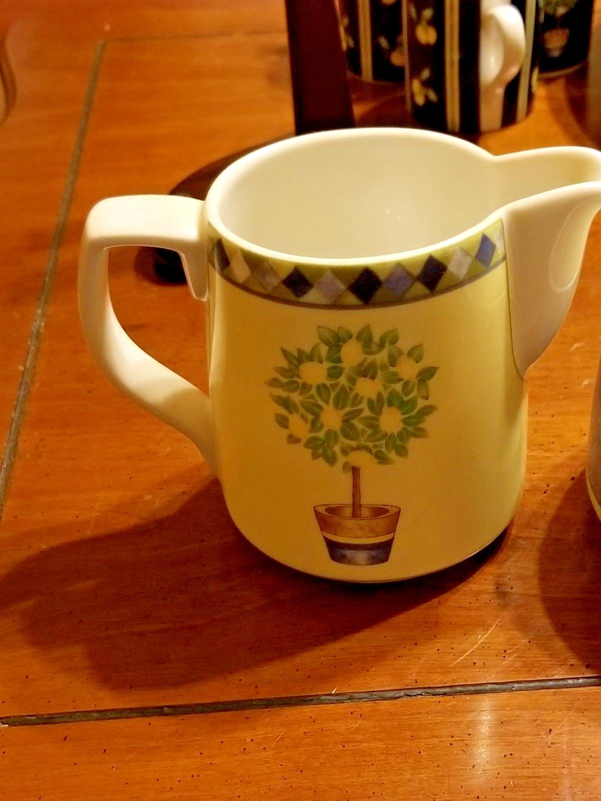 ROYAL DOULTON china CARMINA TC1277 pattern Sugar Bowl with Lid and Creamer