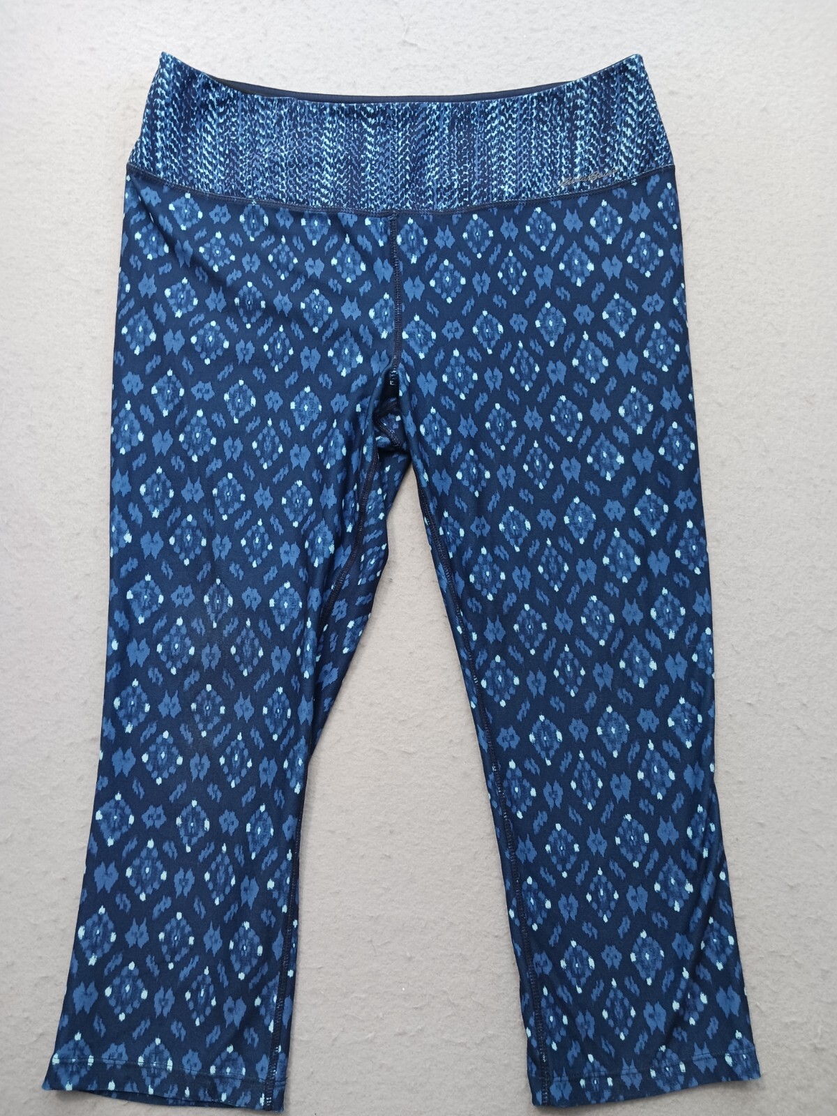 Eddie Bauer Women's Pants Size L Capri Blue Print Athletic Stretch