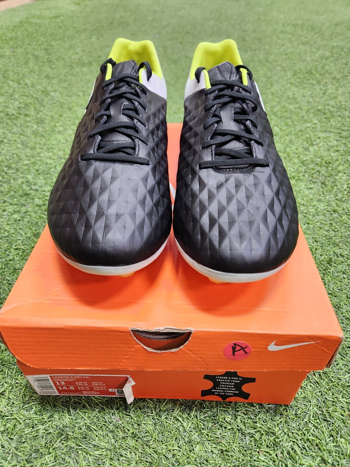ナイキ　レジェンド8 PRO FG Nike Legend 8 pro Men's Fg Black-White-Neon | eBay