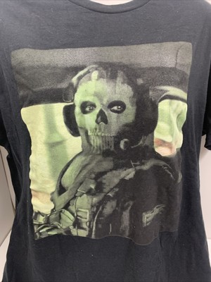 Call of Duty Modern Warefare Tshirt Size Large