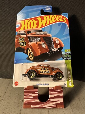 Hot Wheels Pass 'N Gasser Diecast 1:64 Scale HW Gassers Series #5/5