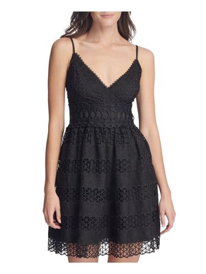 

GUESS Женское черное кружевное платье на тонких бретелях с короткими рукавами и расклешенным платьем, Черный