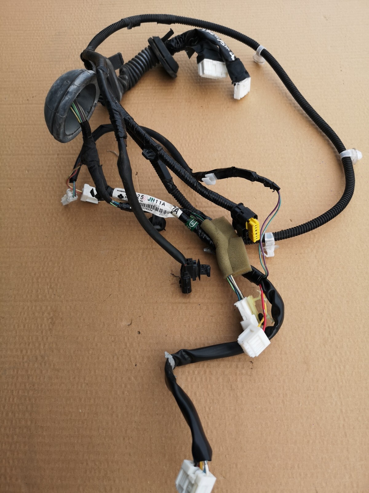 NISSAN X-TRAIL T31 FRONT PASSENGER LEFT SIDE DOOR WIRING