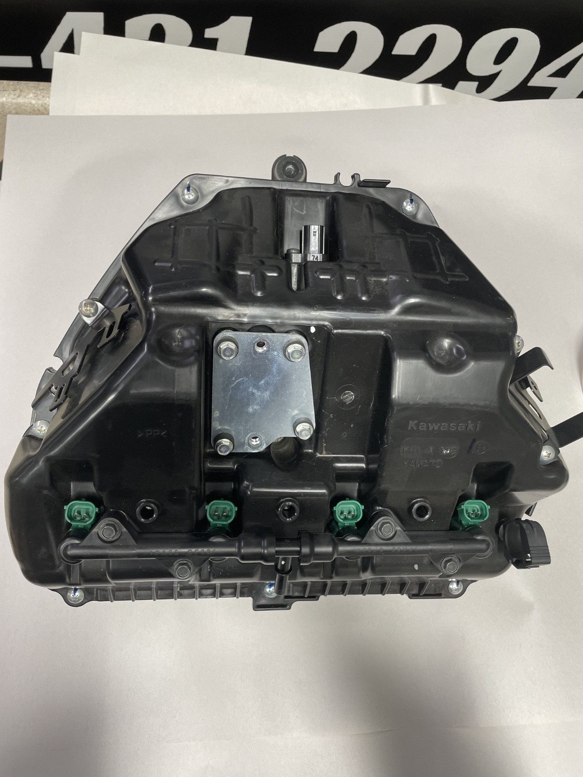 大和 2024 KAWASAKI NINJA ZX-10 OEM AIRBOX INTAKE FILTER WITH TOP