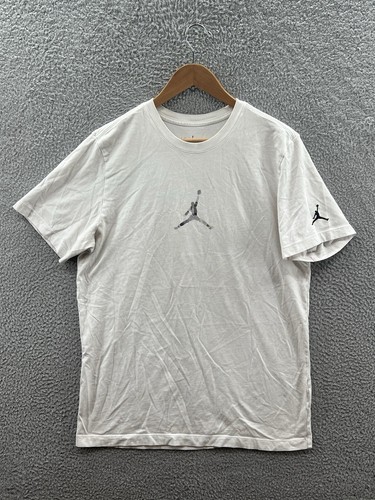 Nike Air Jordan Men's Size Large Graphic White T-Shirt Anti