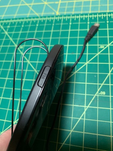 Jabra SP 700 Bluetooth Speaker & Radio FM Transmitter Includes Charger And Clip