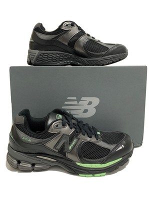 New Balance 2002r Black Silver Green Size 7 UK