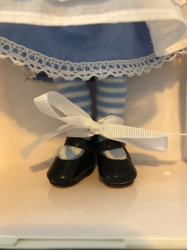 Kish & Company Alice In Wonderland Riley as “Alice”  Articulated LE NRFB MINT