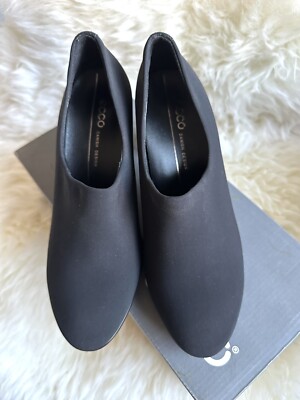 NIB Ecco Shape 55 Plateau Black Fabric Women s Size 35 Ankle Heel 268053 $150