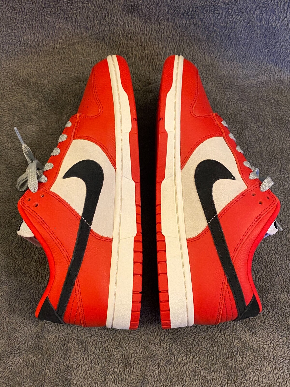 Pre-owned Nike Dunk Low 365 By You Id Chicago Red Black White Sz 9.5