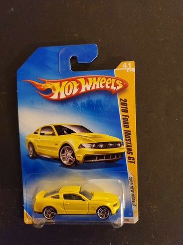 2009 Hot Wheels New Models #41/42, 2010 Ford Mustang GT